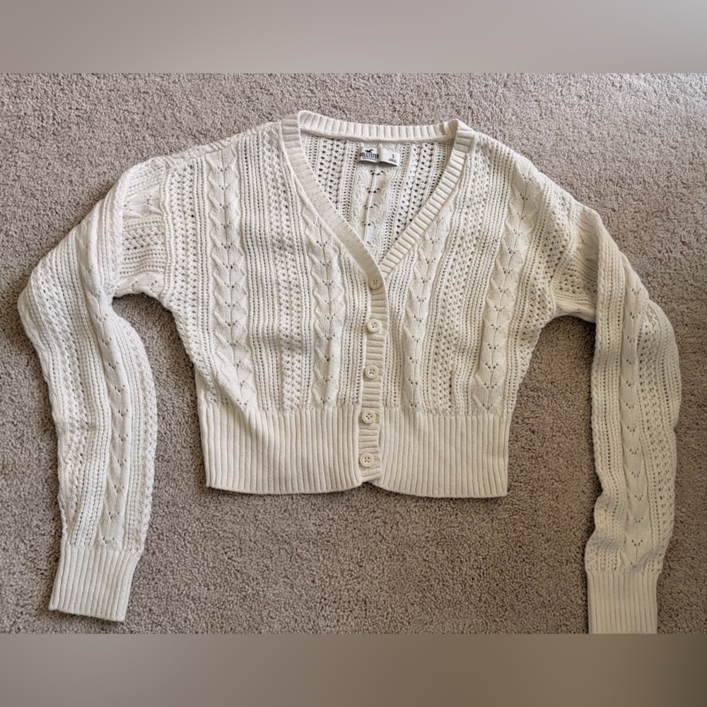 Hollister Women's Knit White Sweater Cardigan- size Small